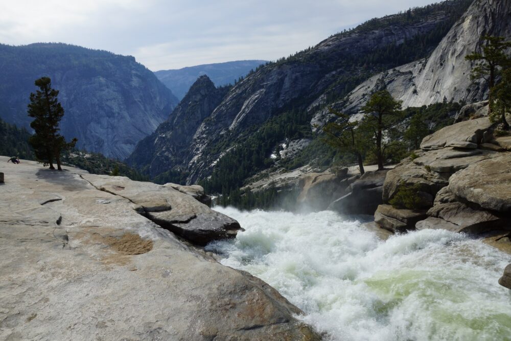 Un jacuzzi géant : Le sommet de Nevada Fall