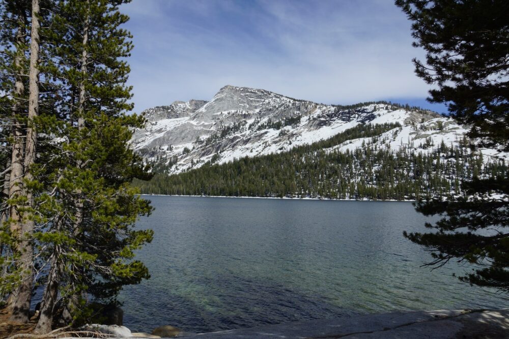 Un lac dans Yosemite