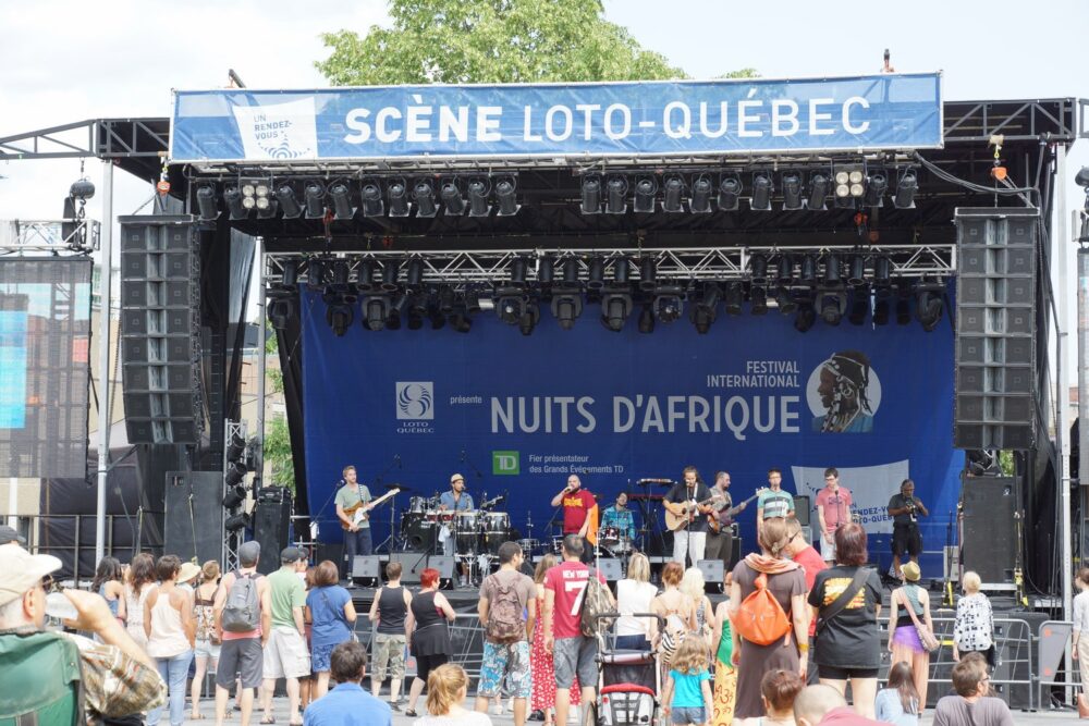 Les Francbâtards sur scène
